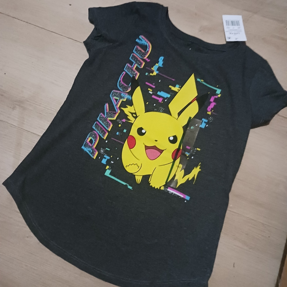 Pokemon Short Sleeve T-Shirt Pikachu Charcoal Heather kids L